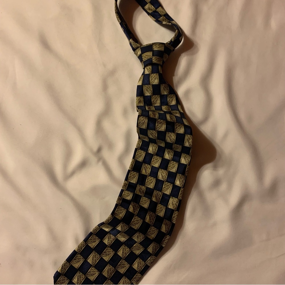 Efenzo Felini Men's Necktie in Geometric Print Royal Blue & Silver